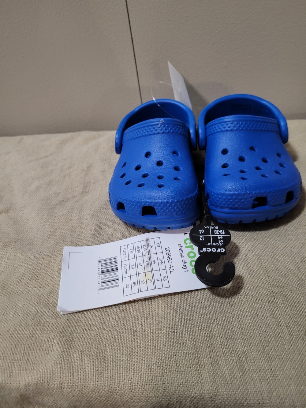CROCS Kids Classic Clog Sandals in Bright Blue